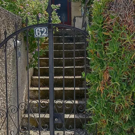 Stone House Into Amazing Garden Dom wakacyjny *